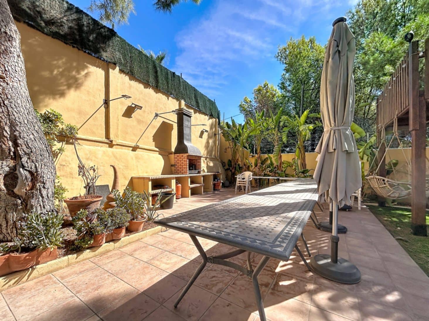 5 slaapkamer Villa te koop in La Nucia met zwembad garage - € 1.950.000 (Ref: 10081759)