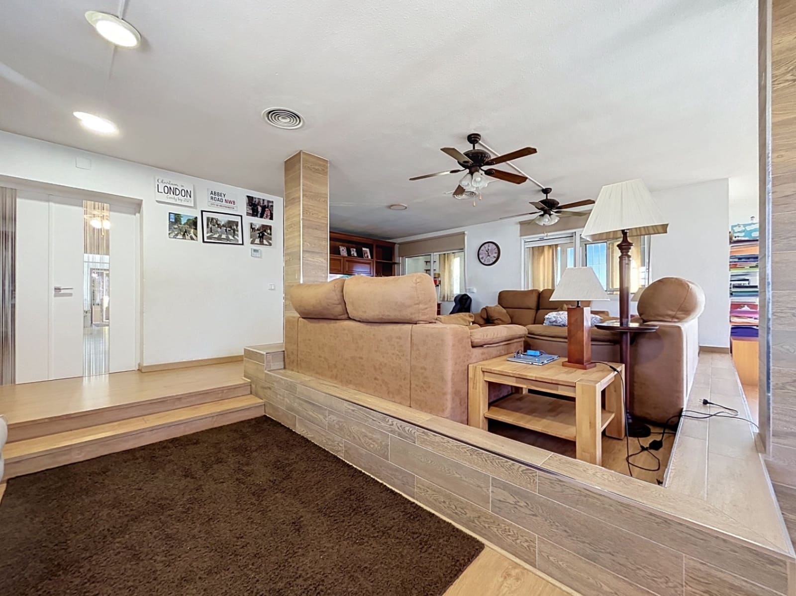 5 slaapkamer Villa te koop in La Nucia met zwembad garage - € 1.950.000 (Ref: 10081759)