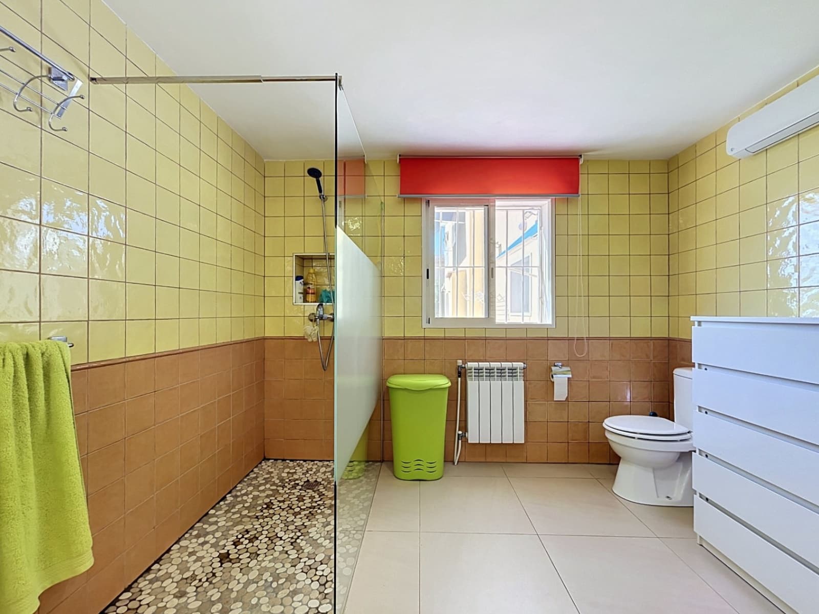 5 slaapkamer Villa te koop in La Nucia met zwembad garage - € 1.950.000 (Ref: 10081759)
