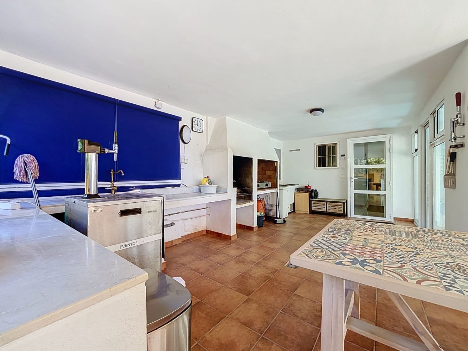 5 slaapkamer Villa te koop in La Nucia met zwembad garage - € 1.950.000 (Ref: 10081759)