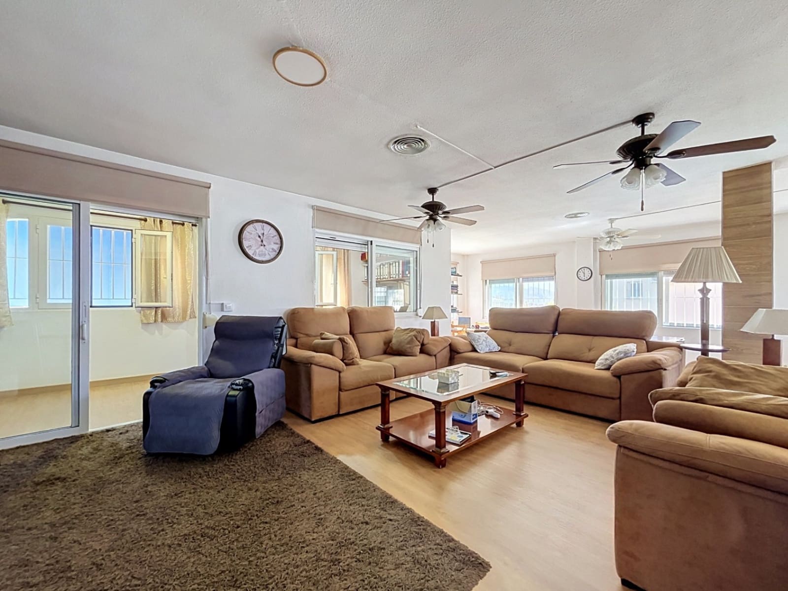 5 slaapkamer Villa te koop in La Nucia met zwembad garage - € 1.950.000 (Ref: 10081759)