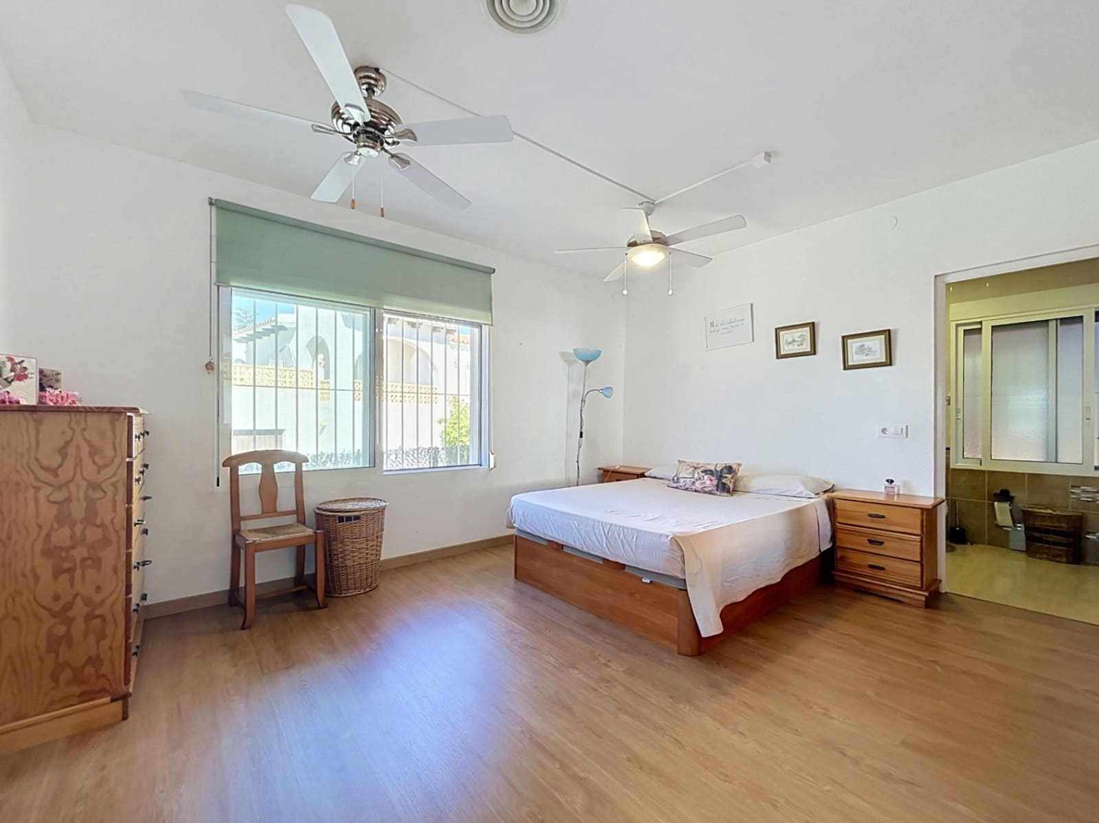5 slaapkamer Villa te koop in La Nucia met zwembad garage - € 1.950.000 (Ref: 10081759)