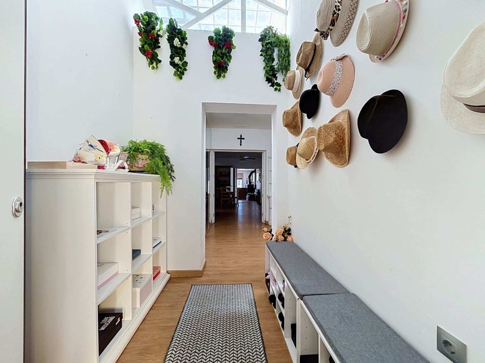 5 slaapkamer Villa te koop in La Nucia met zwembad garage - € 1.950.000 (Ref: 10081759)
