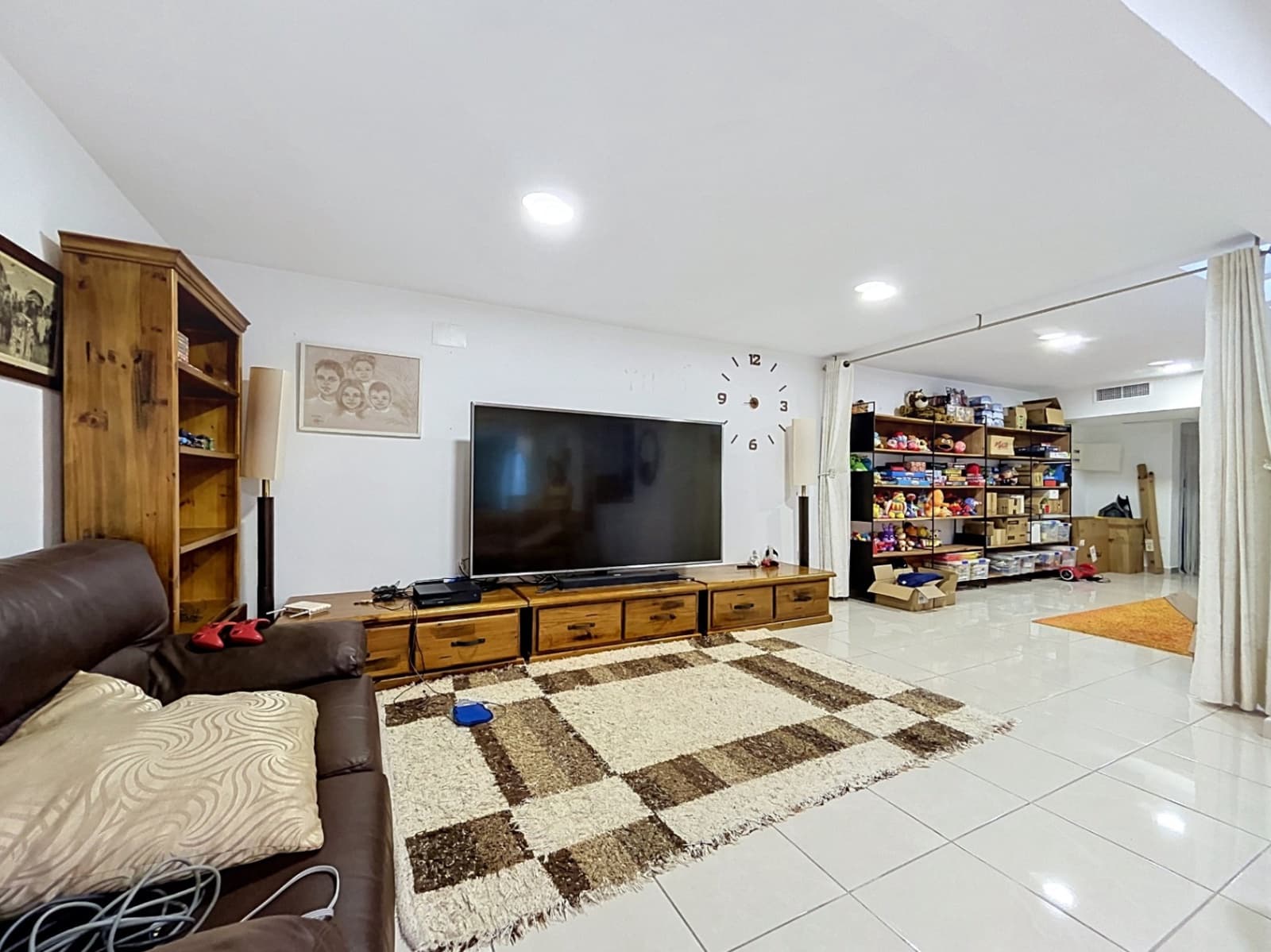 5 slaapkamer Villa te koop in La Nucia met zwembad garage - € 1.950.000 (Ref: 10081759)