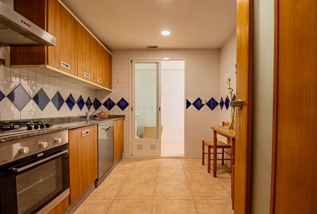 3 sovrum Lägenhet att hyra i Pueblo - Urbanizaciones, Alfaz del Pi / L'Alfàs del Pi med garage - 1 500 € (Ref: 10082180)