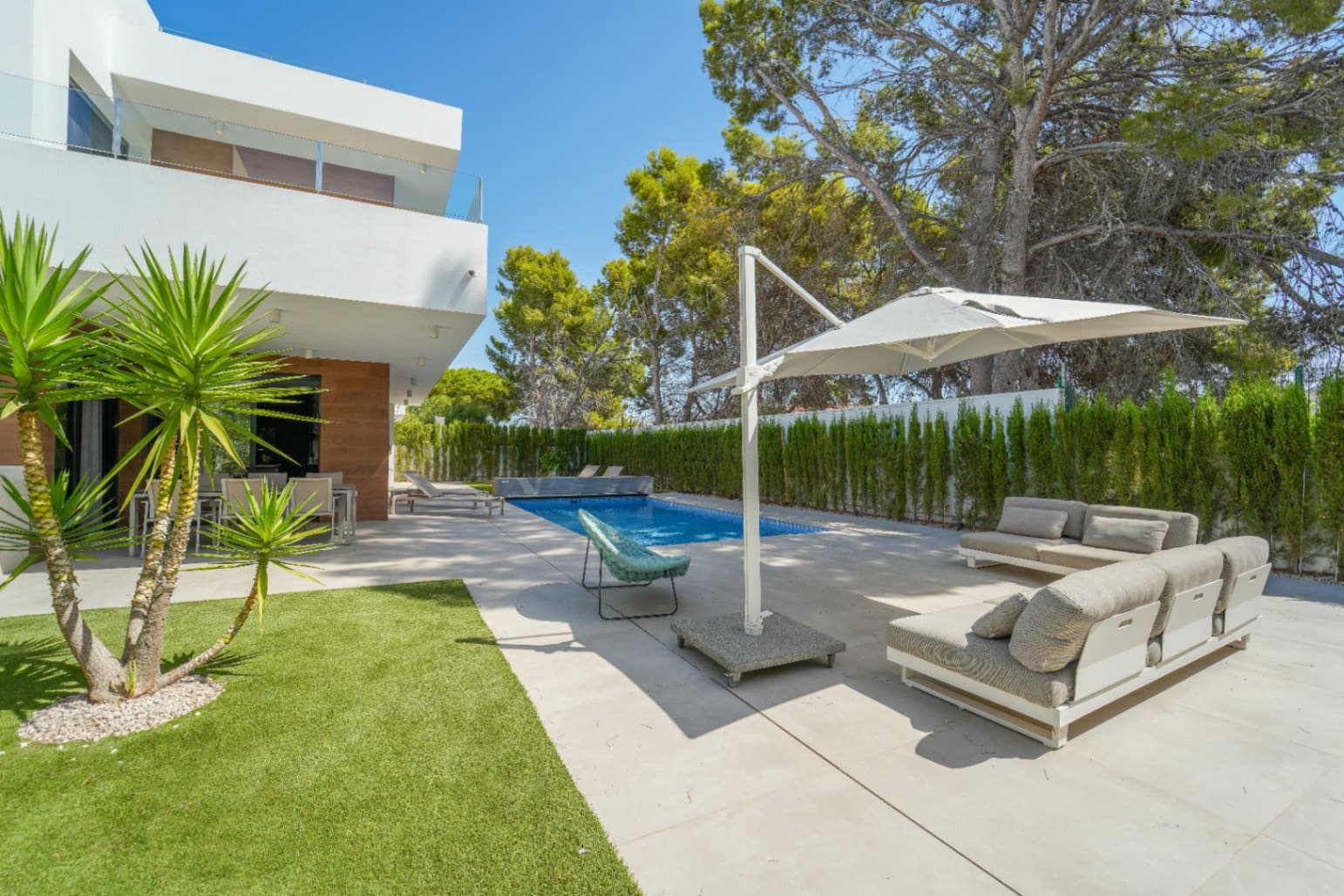 4 slaapkamer Villa te koop in Albir met zwembad garage - € 1.195.000 (Ref: 10093675)