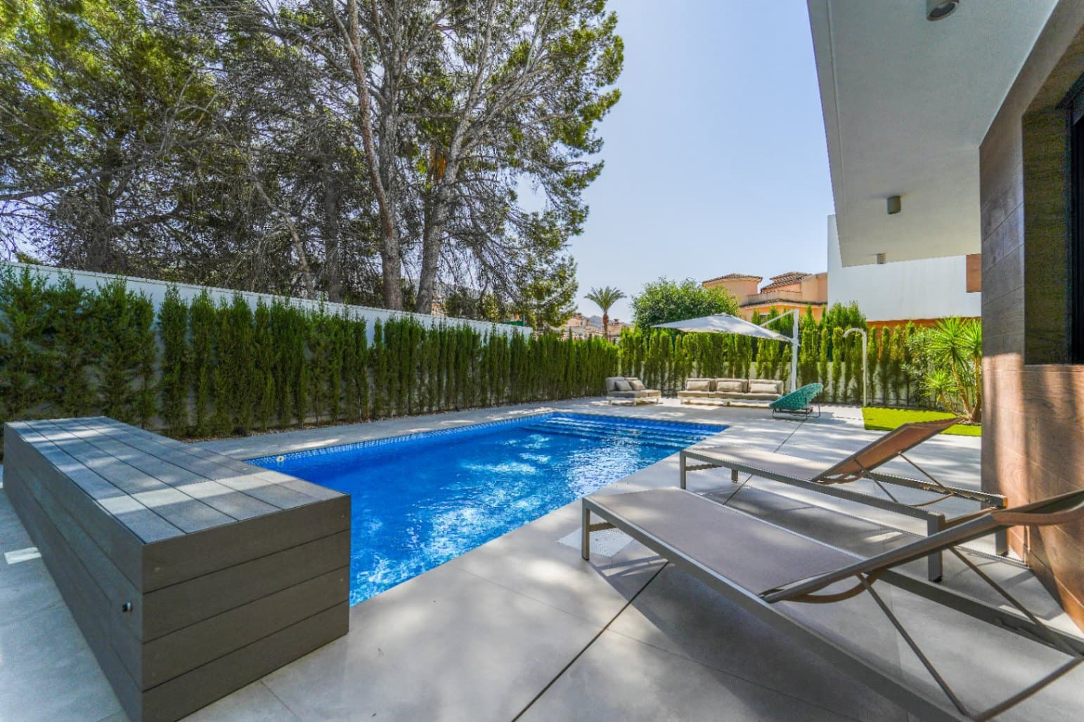 4 slaapkamer Villa te koop in Albir met zwembad garage - € 1.195.000 (Ref: 10093675)