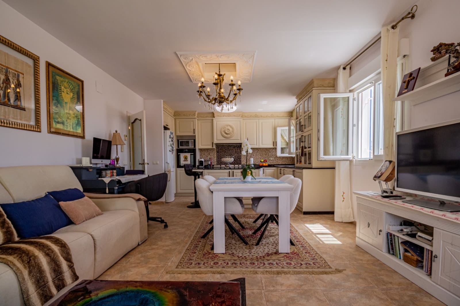 Chalet de 4 habitaciones en La Nucia en venta con garaje - 495.000 € (Ref: 10093808)