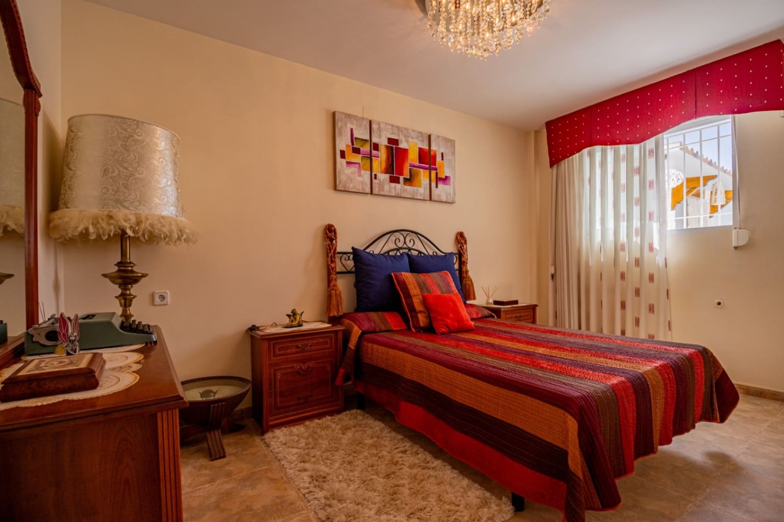 Chalet de 4 habitaciones en La Nucia en venta con garaje - 495.000 € (Ref: 10093808)