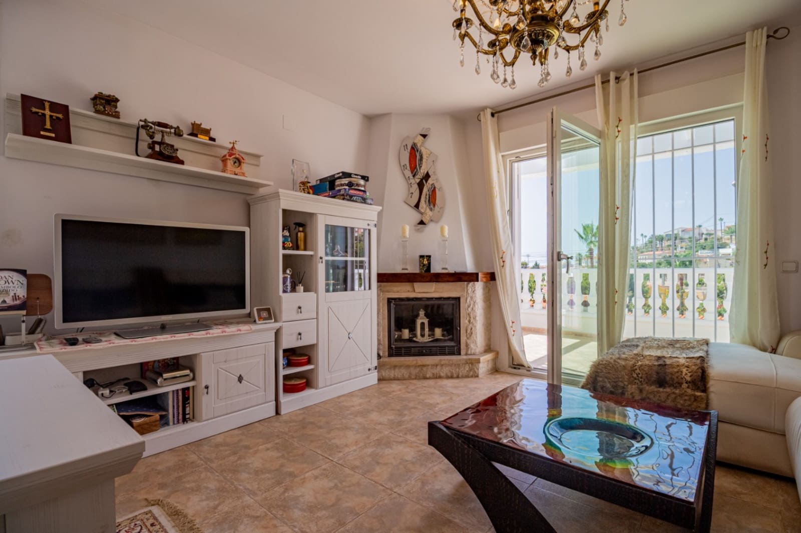 Chalet de 4 habitaciones en La Nucia en venta con garaje - 495.000 € (Ref: 10093808)