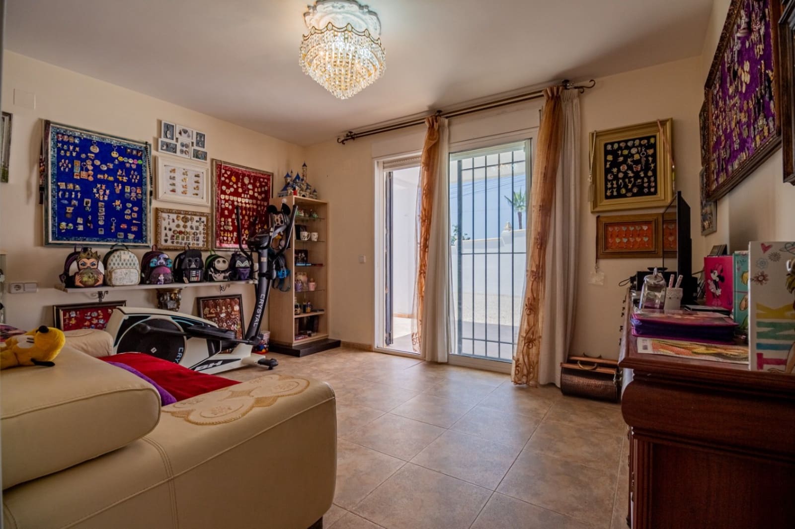 Chalet de 4 habitaciones en La Nucia en venta con garaje - 495.000 € (Ref: 10093808)