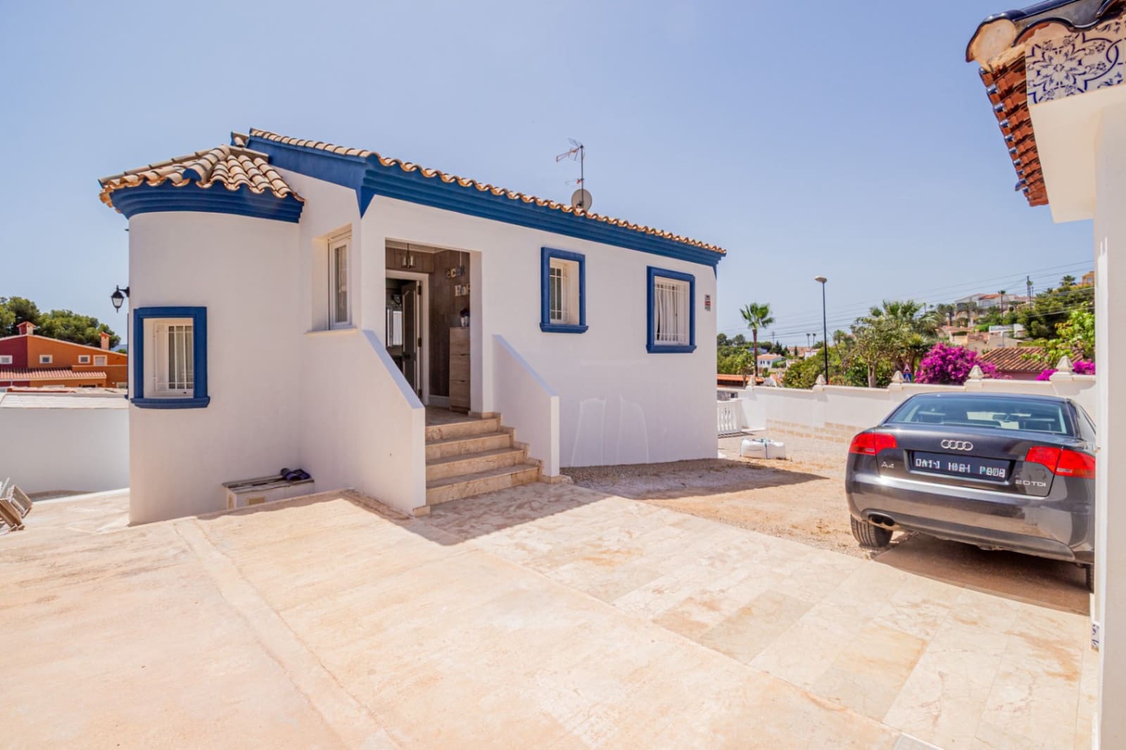 Chalet de 4 habitaciones en La Nucia en venta con garaje - 495.000 € (Ref: 10093808)