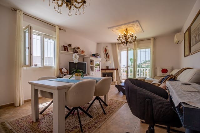 Chalet de 4 habitaciones en Coloma  , La Nucia en venta con garaje - 495.000 € (Ref: 10093808)