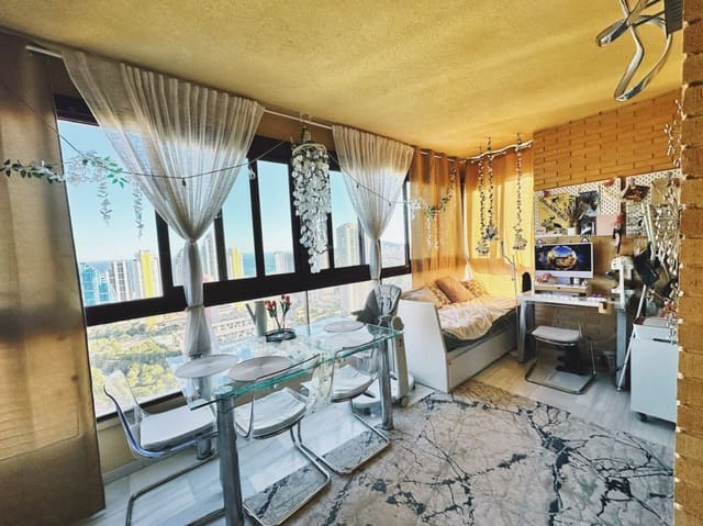 2 bedroom Apartment for sale in Playa Poniente, Benidorm with pool garage - € 385,000 (Ref: 10093809)