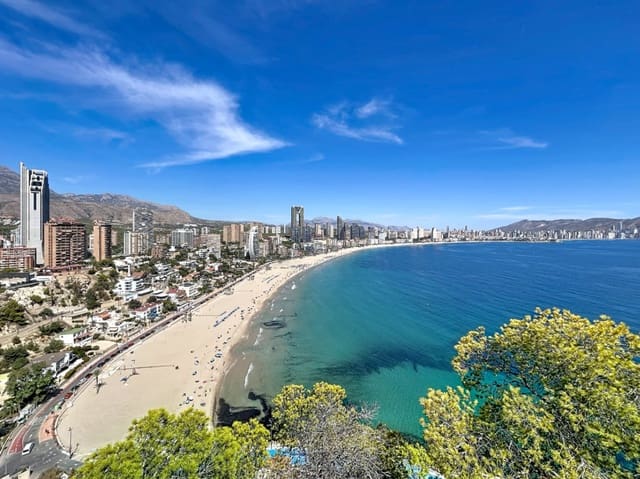 Apartamento de 1 habitación en Playa Poniente, Benidorm en venta con piscina garaje - 265.000 € (Ref: 10094975)