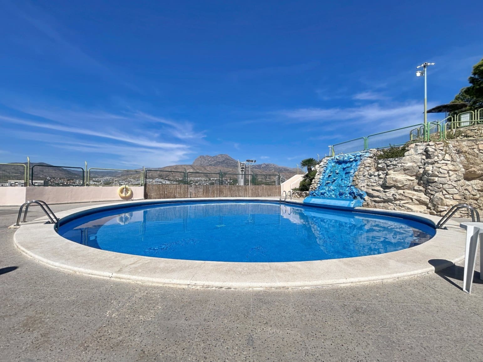 Apartamento de 1 habitación en Benidorm en venta con piscina garaje - 265.000 € (Ref: 10094975)