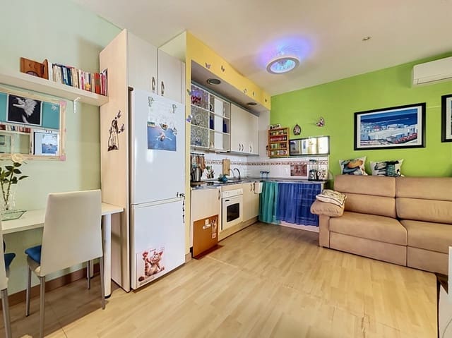 Apartamento de 1 habitación en Playa Poniente, Benidorm en venta con piscina garaje - 265.000 € (Ref: 10094975)