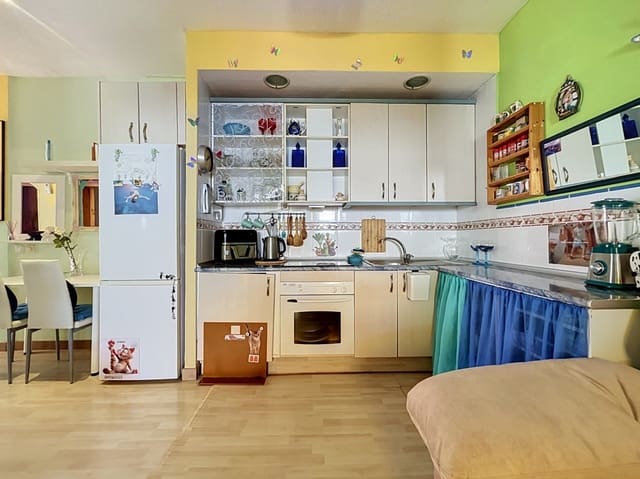 Apartamento de 1 habitación en Playa Poniente, Benidorm en venta con piscina garaje - 265.000 € (Ref: 10094975)