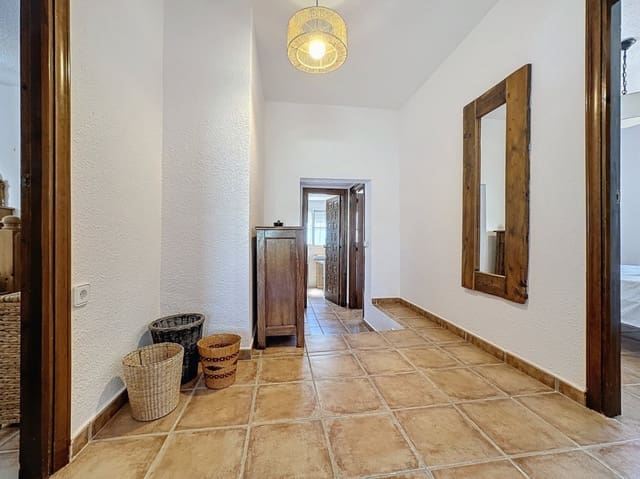 3 sypialnia Willa do wynajęcia w Albir, Alfaz del Pi / L'Alfàs del Pi z basenem garażem - 2 950 € (Ref: 10095646)