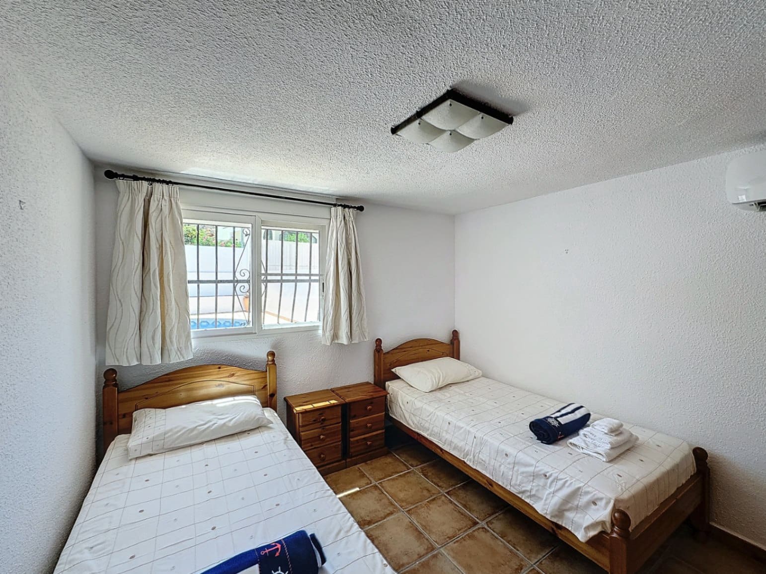 3 slaapkamer Villa te huur in Albir met zwembad garage - € 2.950 (Ref: 10095646)