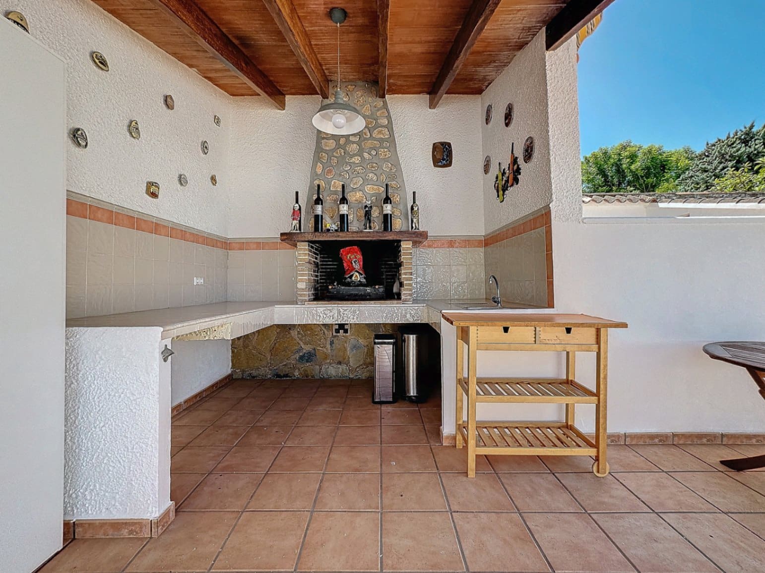 3 slaapkamer Villa te huur in Albir met zwembad garage - € 2.950 (Ref: 10095646)