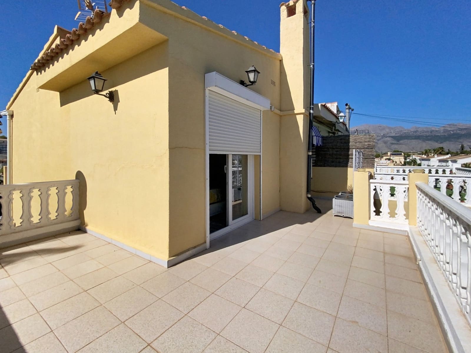 2 sovrum Semi-fristående Villa till salu i La Nucia med pool garage - 395 000 € (Ref: 10106529)