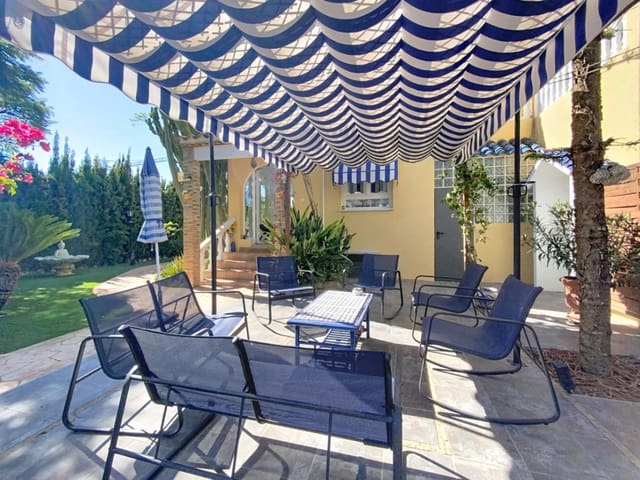 2 sypialnia Dom blizniak na sprzedaż w La Nucia Pueblo  , La Nucia z basenem garażem - 395 000 € (Ref: 10106529)