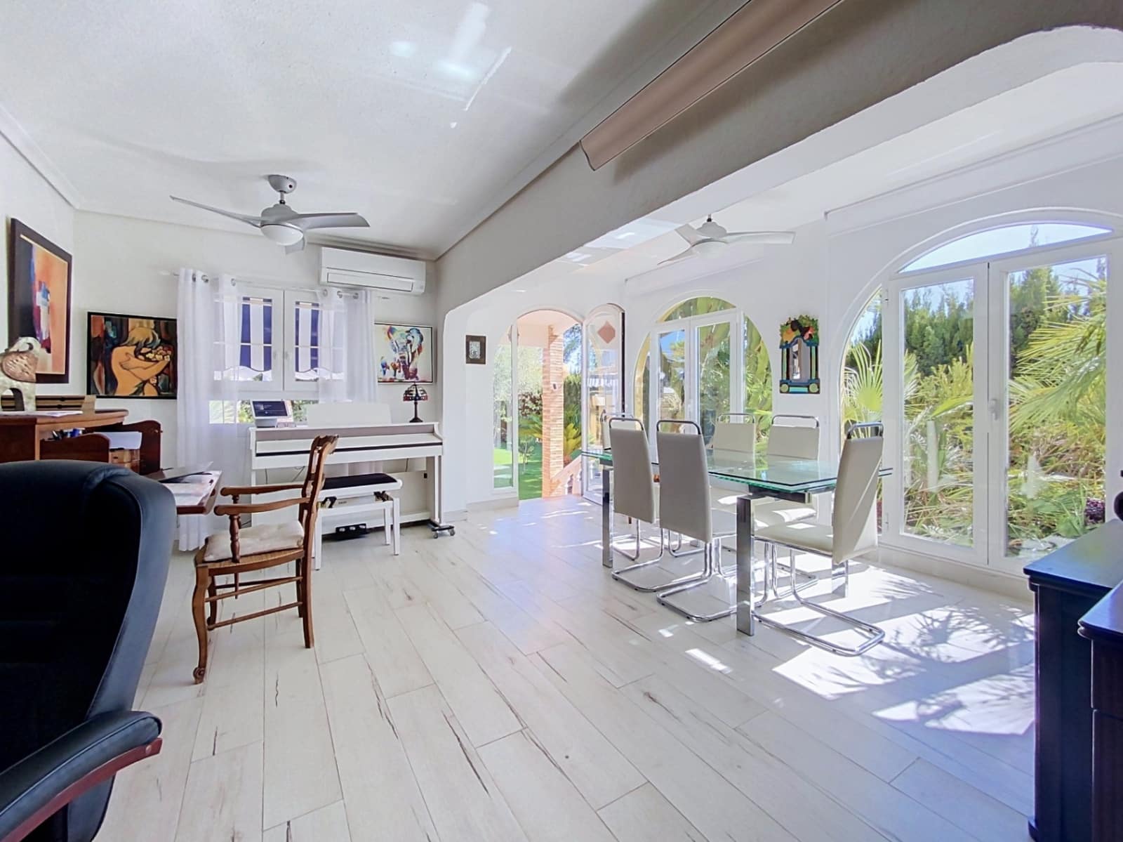 2 sovrum Semi-fristående Villa till salu i La Nucia med pool garage - 395 000 € (Ref: 10106529)