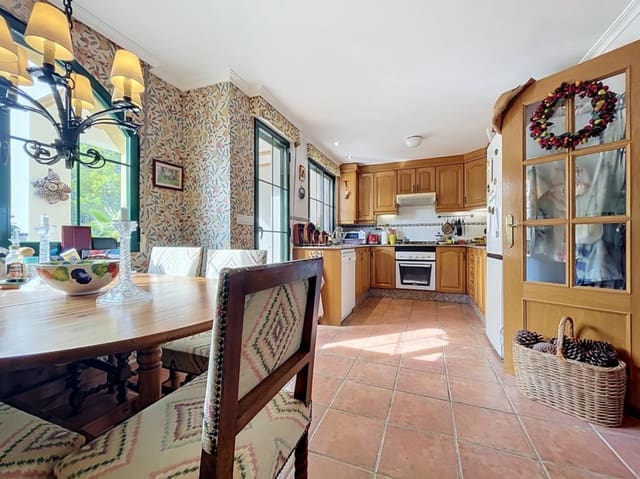 3 Zimmer Bungalow zu verkaufen in La Nucia Pueblo  , La Nucia mit Garage - 275.000 € (Ref: 10118412)