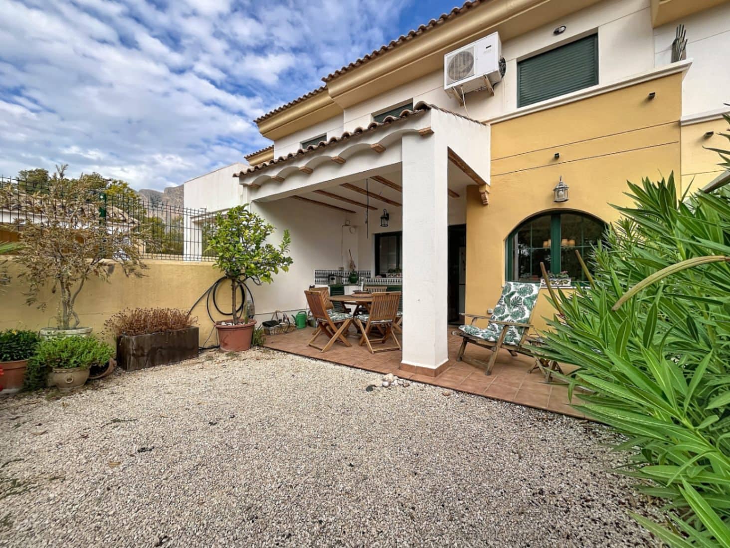 3 Zimmer Bungalow zu verkaufen in La Nucia mit Garage - 275.000 € (Ref: 10118412)