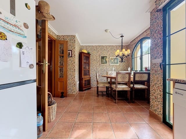 3 Zimmer Bungalow zu verkaufen in La Nucia Pueblo  , La Nucia mit Garage - 275.000 € (Ref: 10118412)