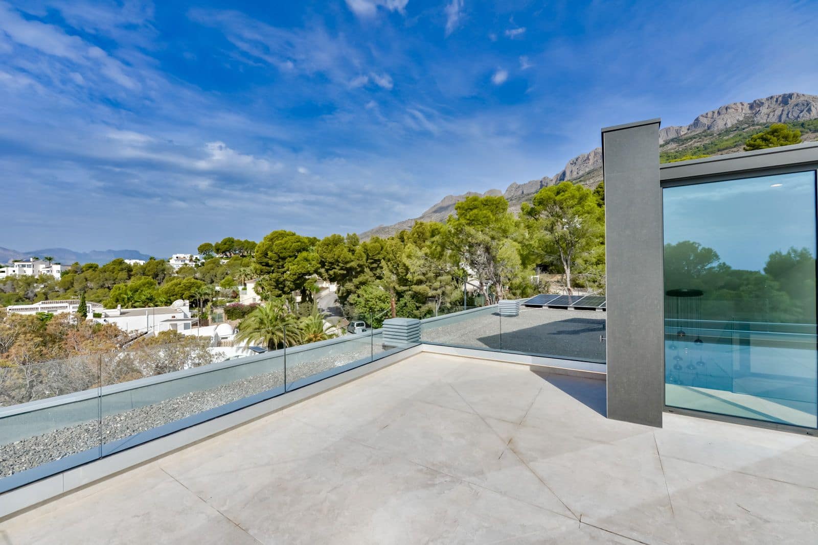 4 quarto Moradia para venda em Altea com piscina garagem - 2 345 000 € (Ref: 10125115)