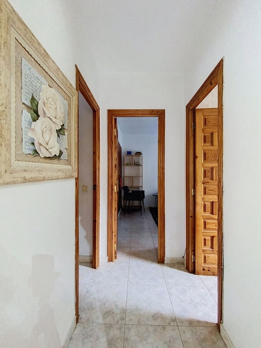 4 bedroom Villa for sale in Barranco Hondo with pool garage - € 375,000 (Ref: 10141398)