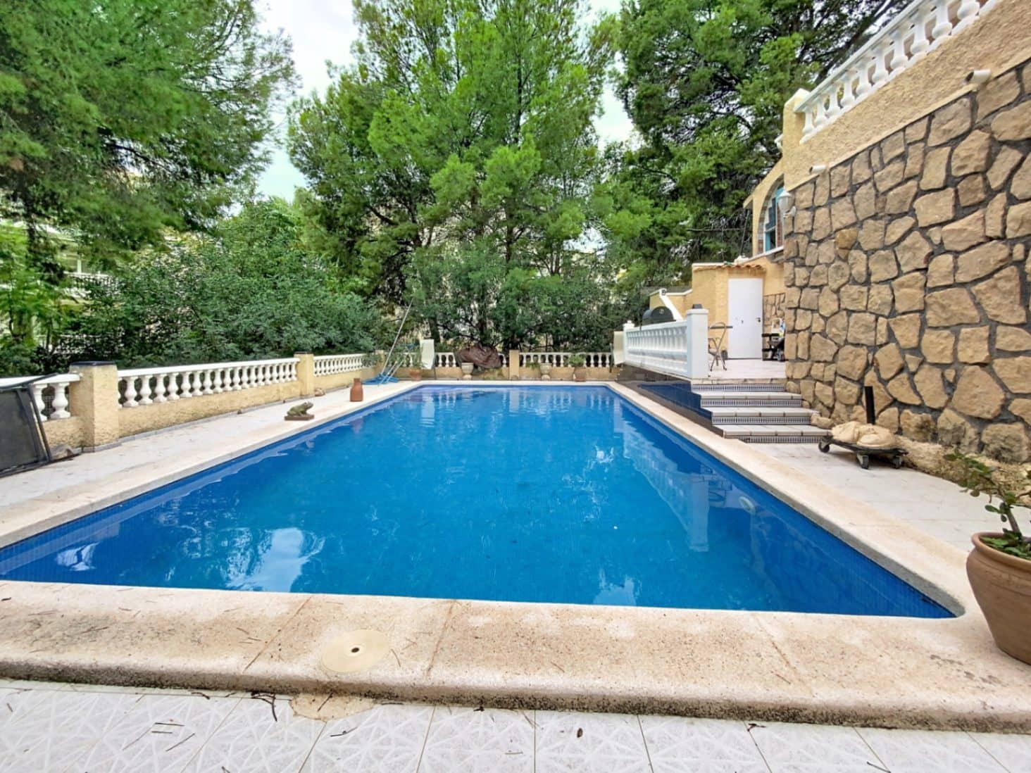 4 bedroom Villa for sale in Barranco Hondo with pool garage - € 375,000 (Ref: 10141398)