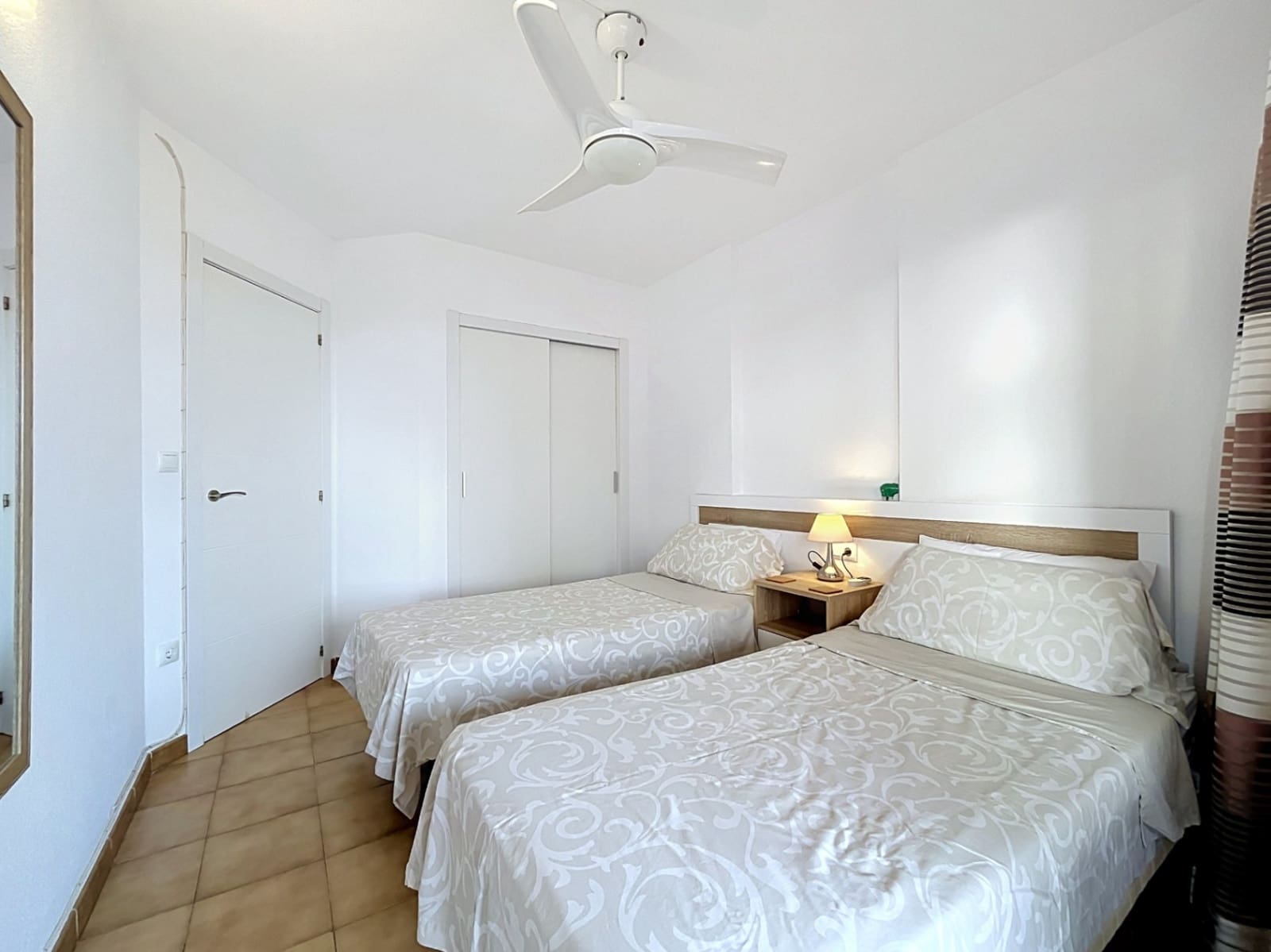 1 soveværelse Lejlighed til salg i Benidorm med swimmingpool garage - € 239.900 (Ref: 10145020)