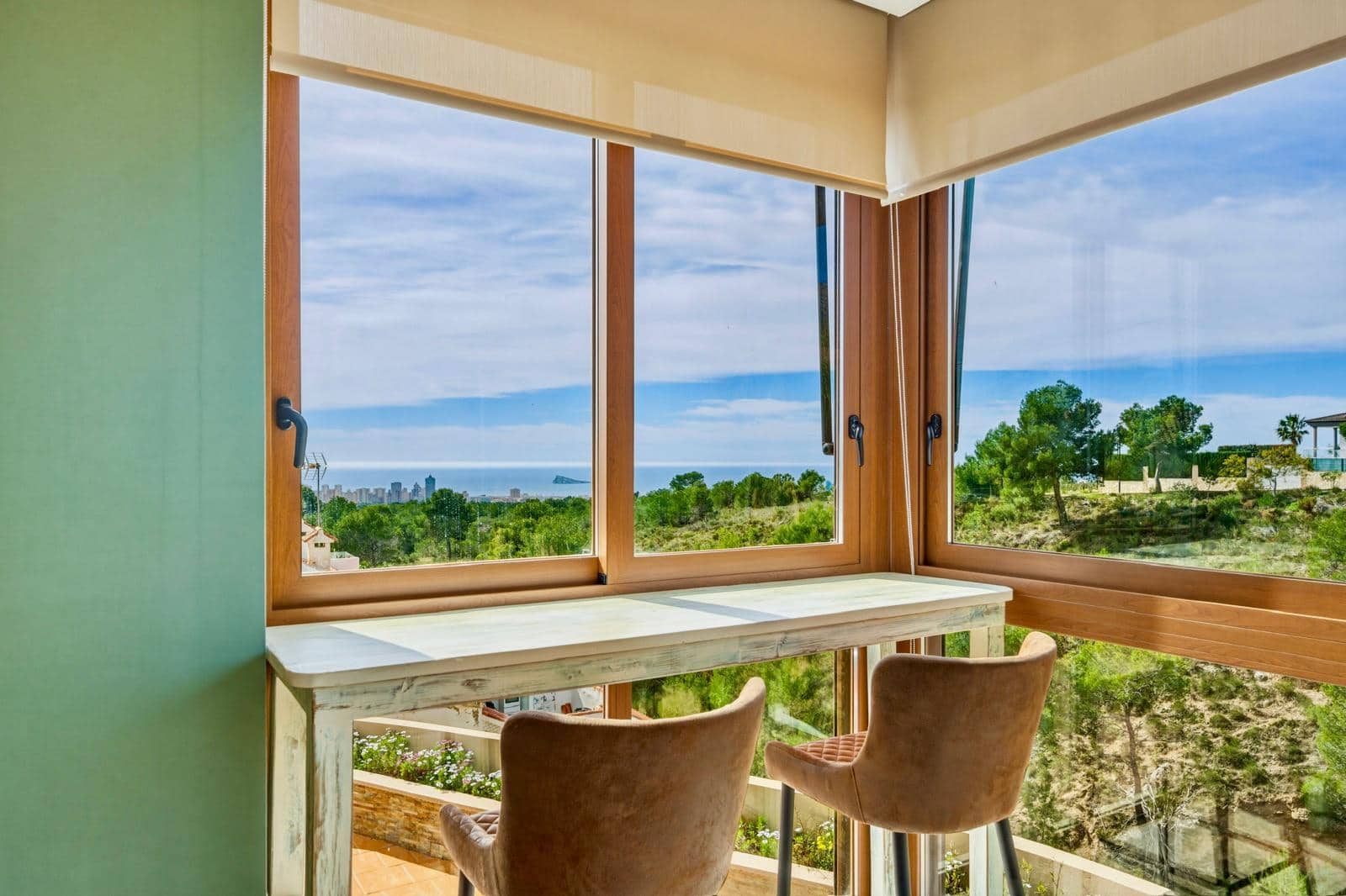 5 chambre Villa/Maison à vendre à La Nucia avec piscine garage - 980 000 € (Ref: 10145166)