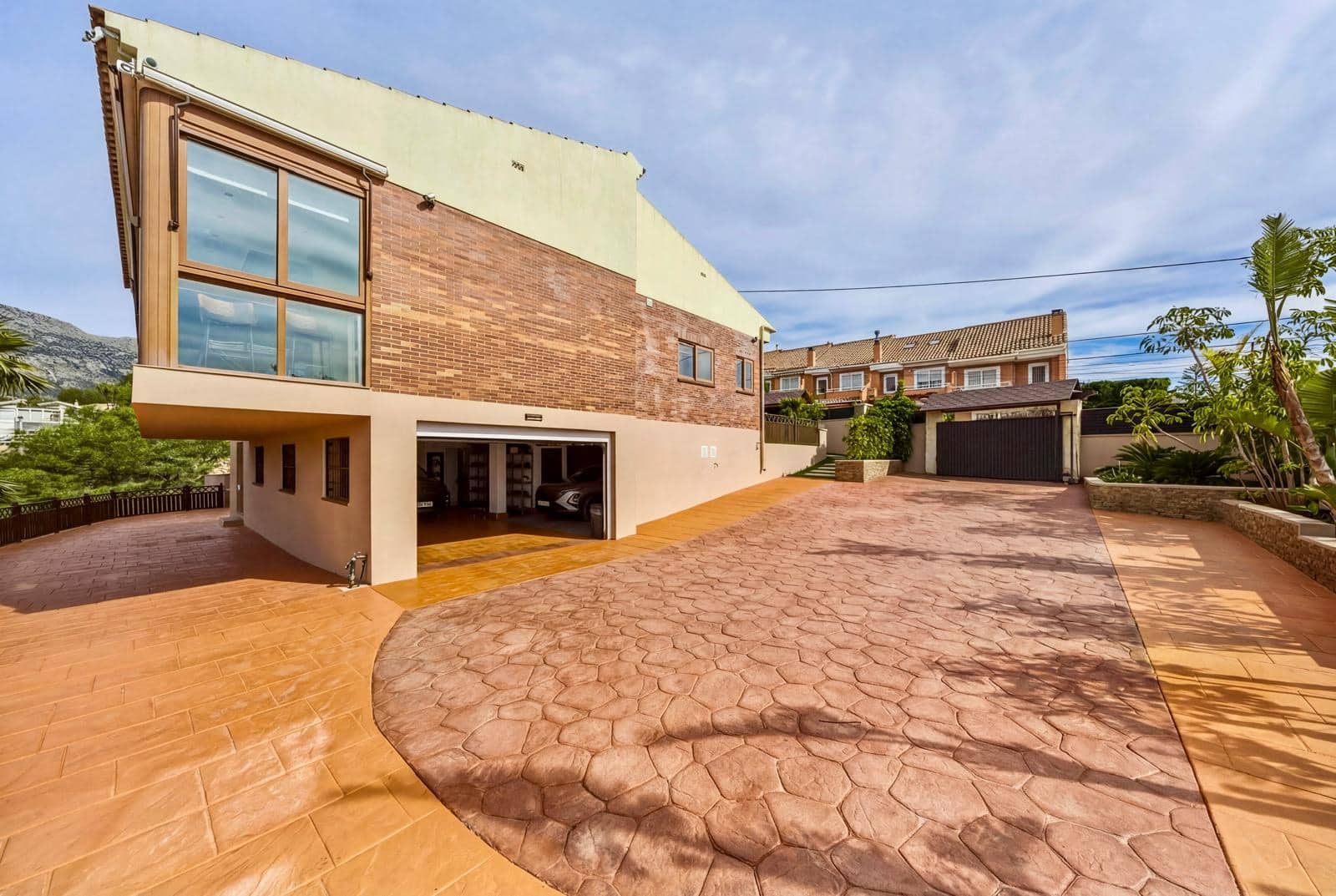5 chambre Villa/Maison à vendre à La Nucia avec piscine garage - 980 000 € (Ref: 10145166)