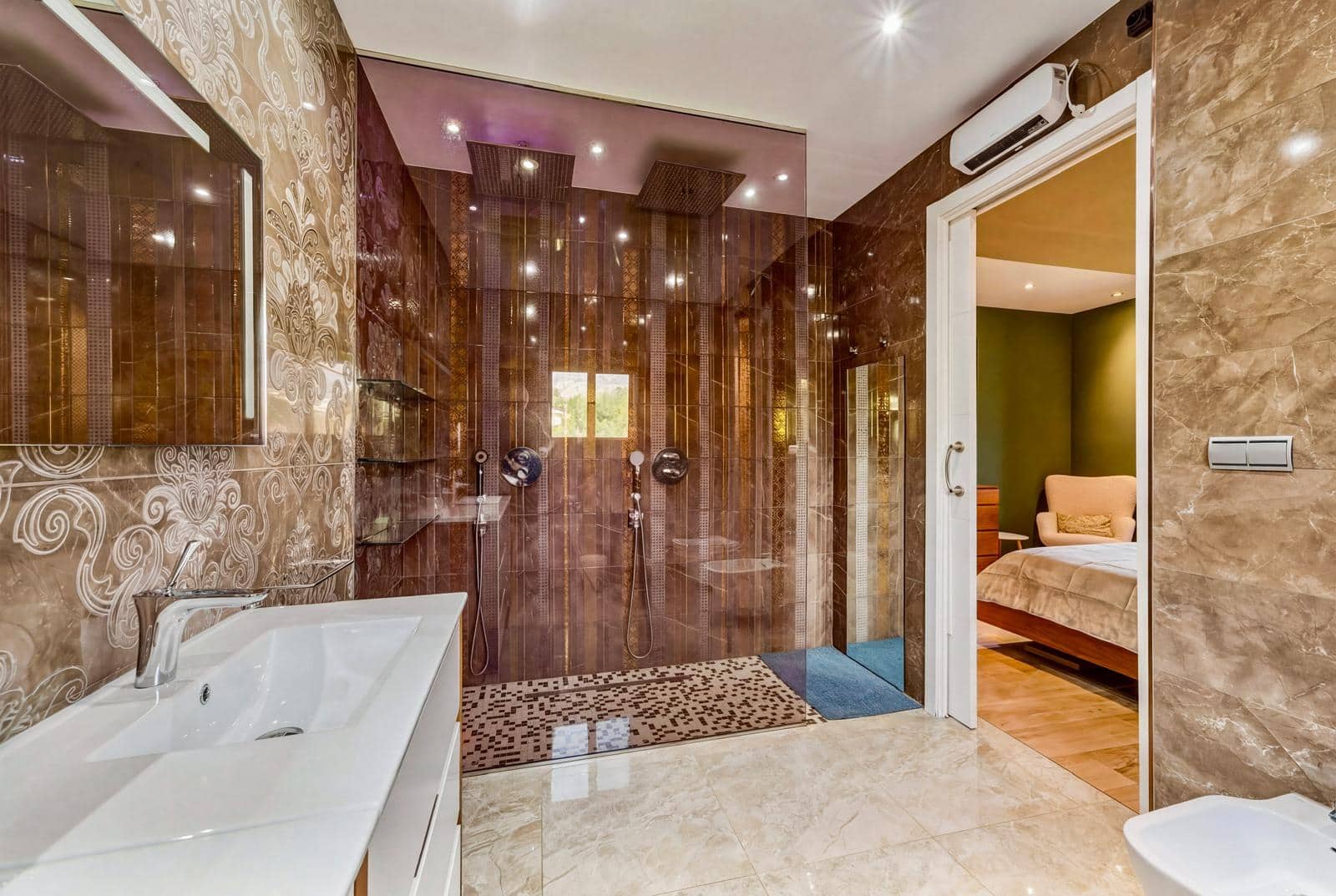 5 chambre Villa/Maison à vendre à La Nucia avec piscine garage - 980 000 € (Ref: 10145166)