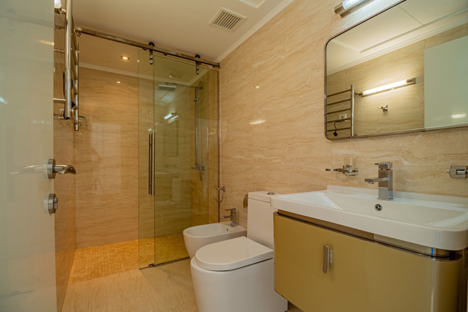 4 bedroom Villa for sale in Altea with pool garage - € 1,620,000 (Ref: 10156915)