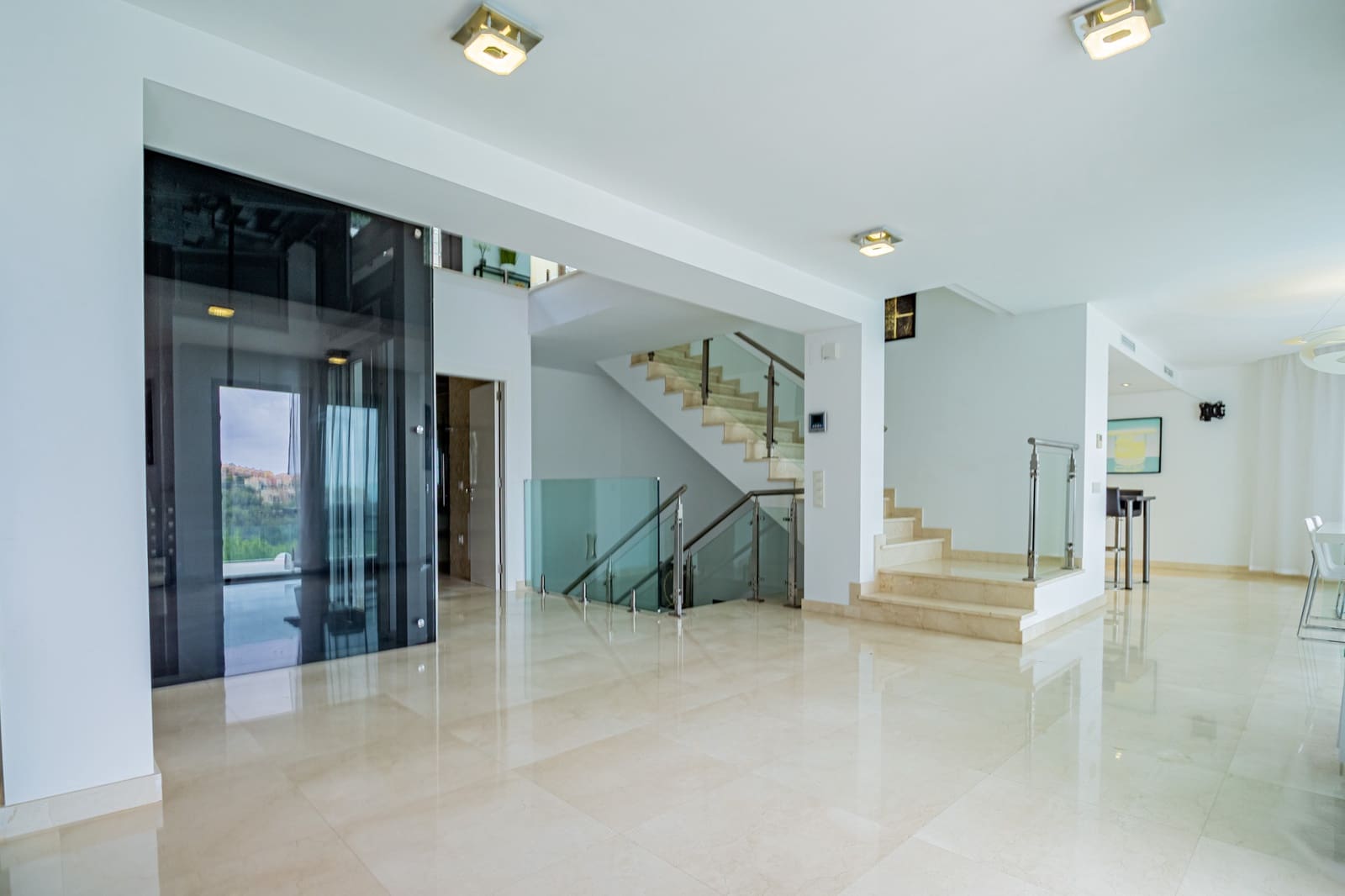 4 bedroom Villa for sale in Altea with pool garage - € 1,620,000 (Ref: 10156915)