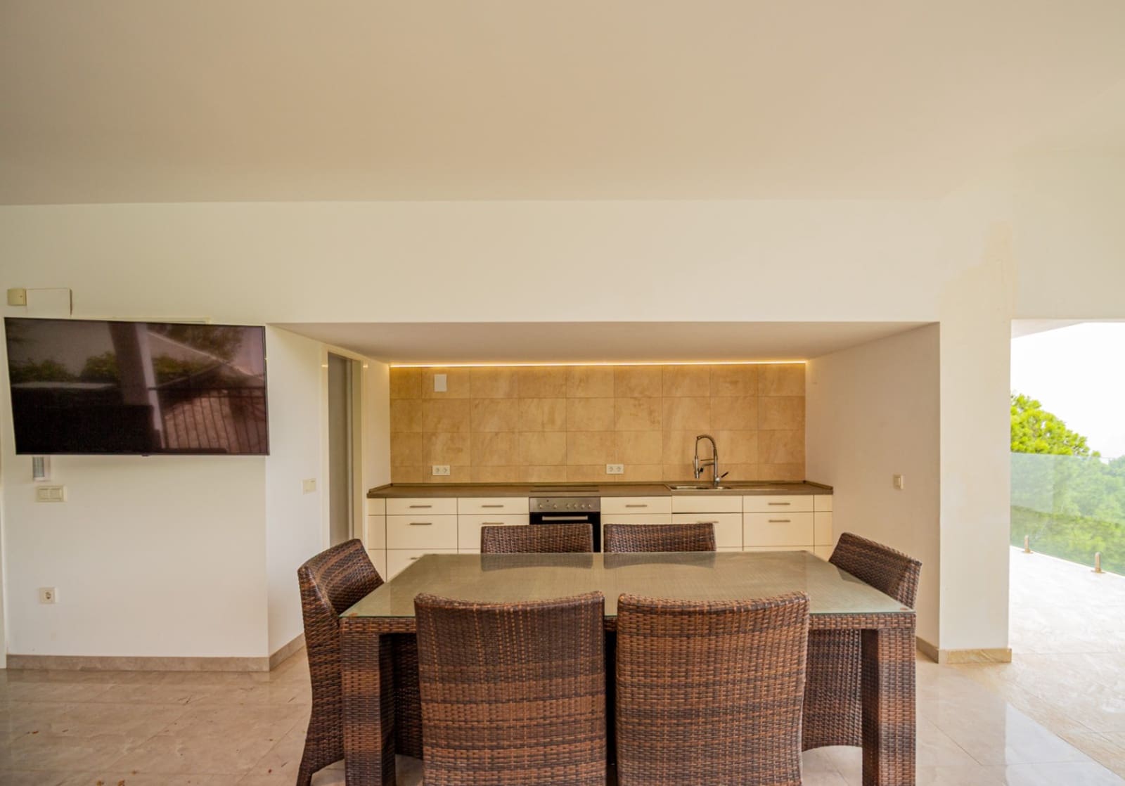 4 bedroom Villa for sale in Altea with pool garage - € 1,620,000 (Ref: 10156915)