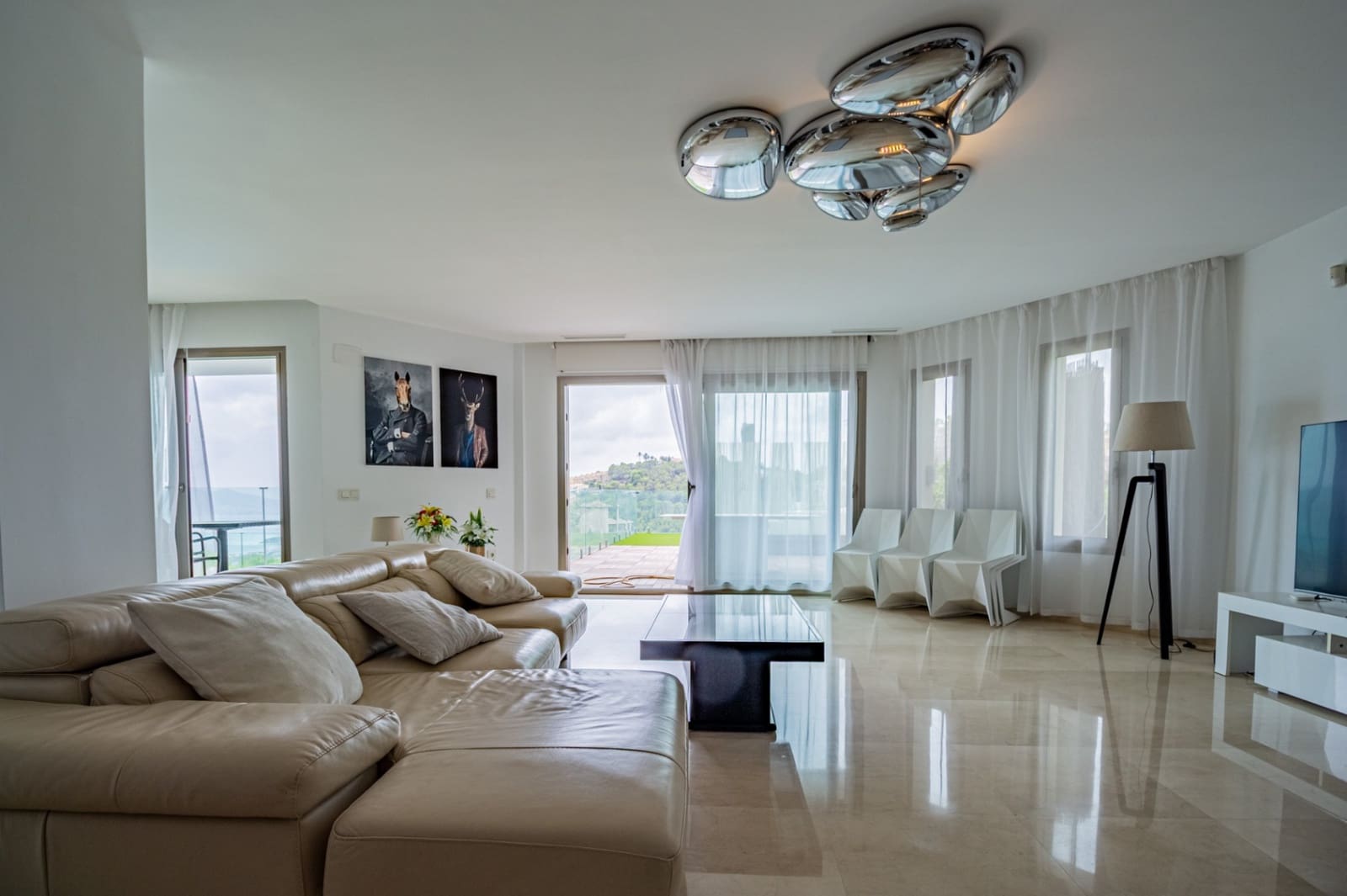 4 bedroom Villa for sale in Altea with pool garage - € 1,620,000 (Ref: 10156915)