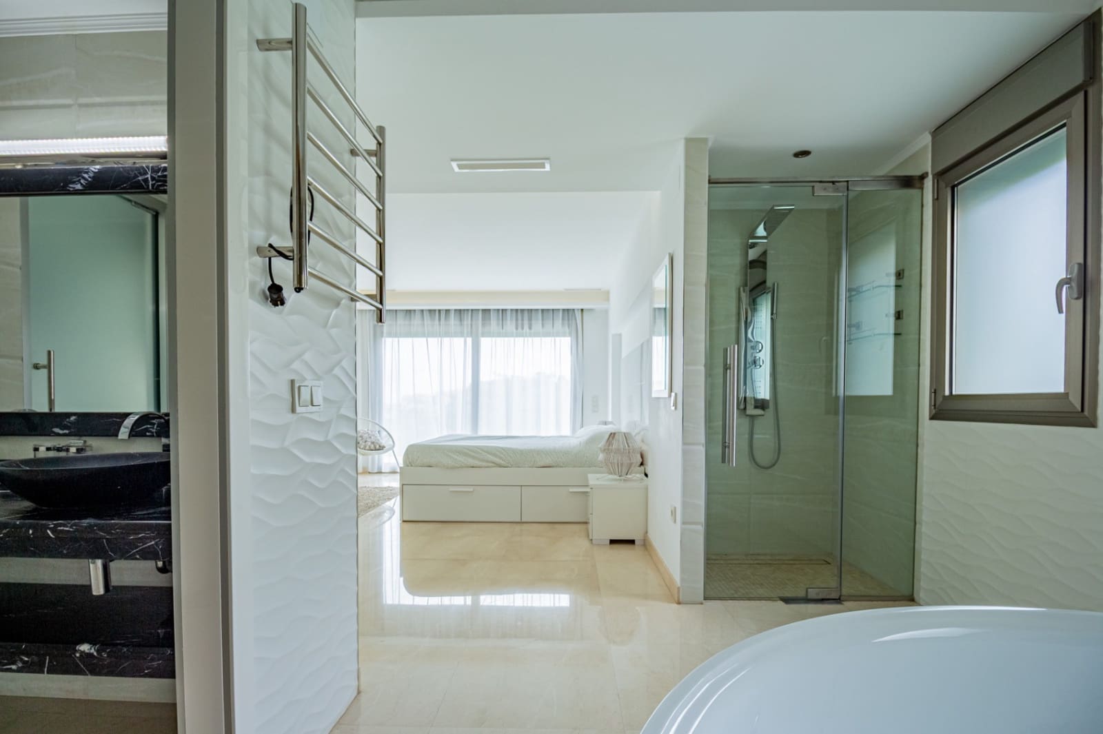 4 bedroom Villa for sale in Altea with pool garage - € 1,620,000 (Ref: 10156915)