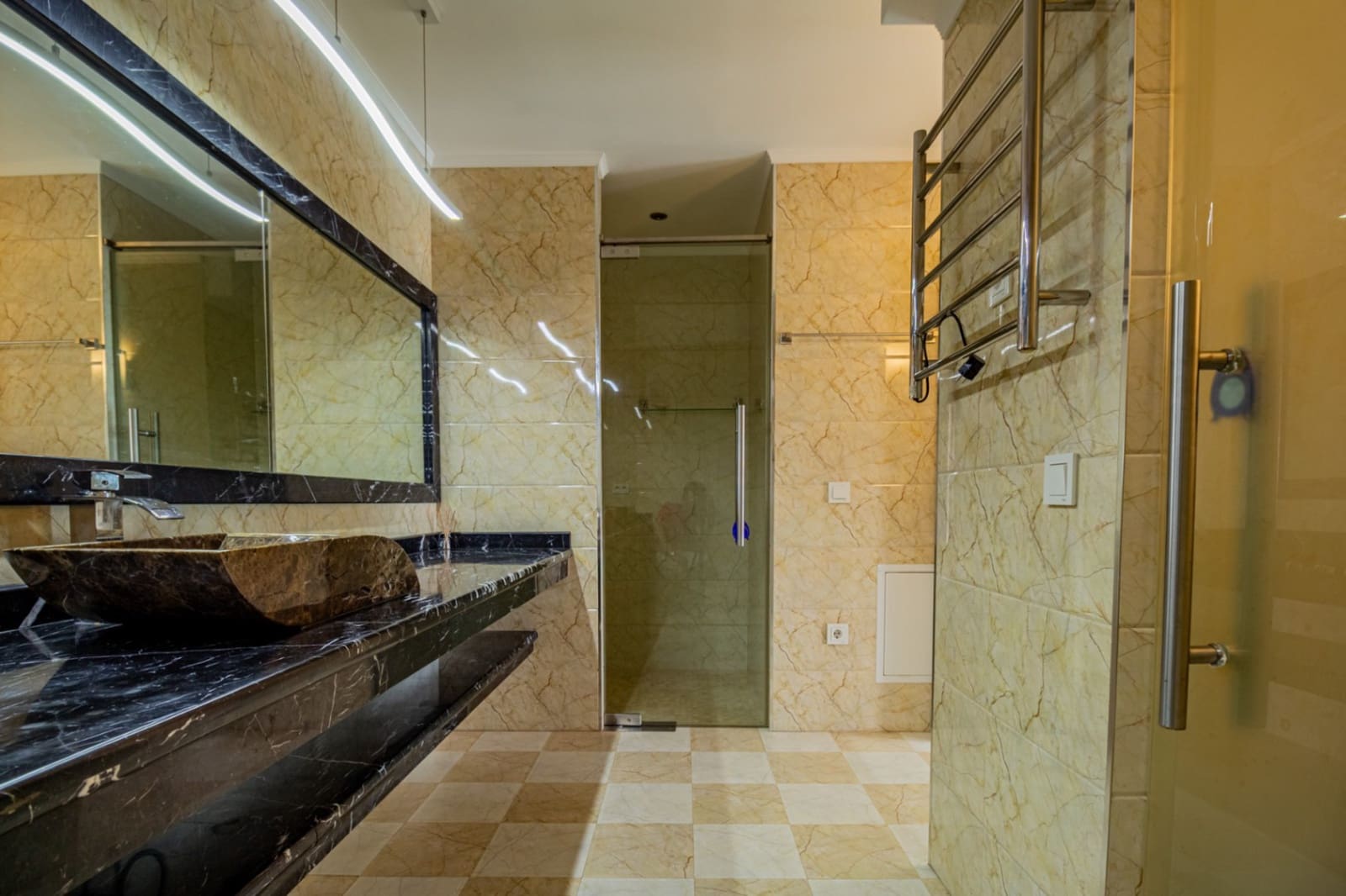 4 bedroom Villa for sale in Altea with pool garage - € 1,620,000 (Ref: 10156915)