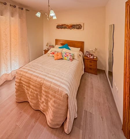 4 Zimmer Villa zu verkaufen in La Nucia Pueblo  , La Nucia mit Pool Garage - 499.000 € (Ref: 10159931)