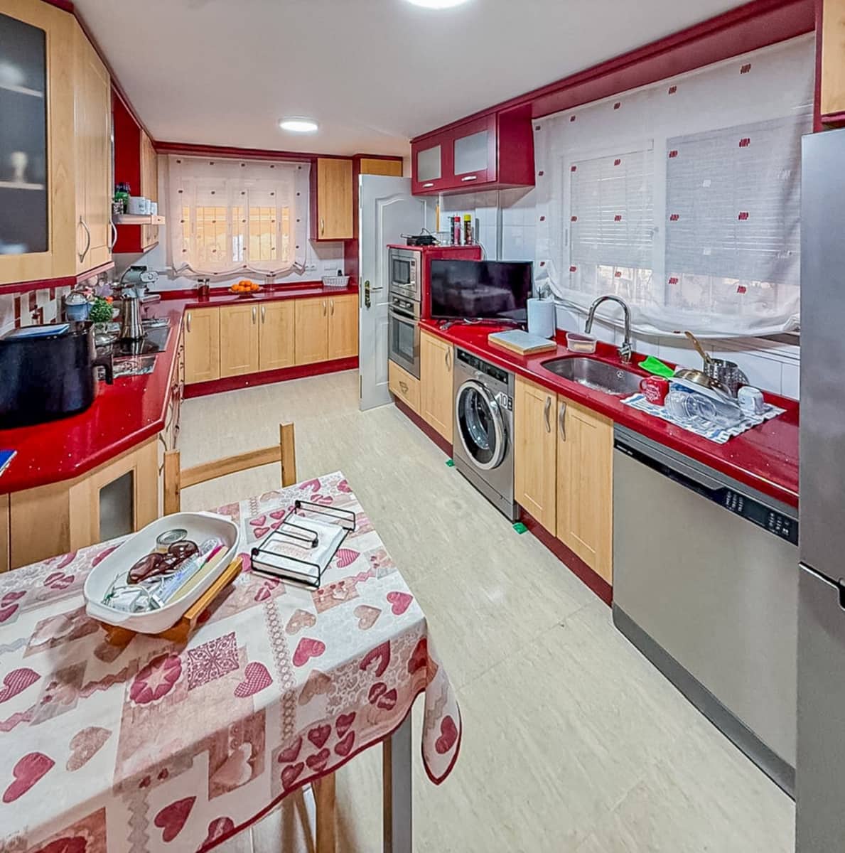 4 bedroom Villa for sale in La Nucia with pool garage - € 499,000 (Ref: 10159931)
