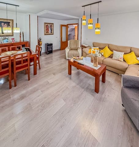 4 Zimmer Villa zu verkaufen in La Nucia Pueblo  , La Nucia mit Pool Garage - 499.000 € (Ref: 10159931)