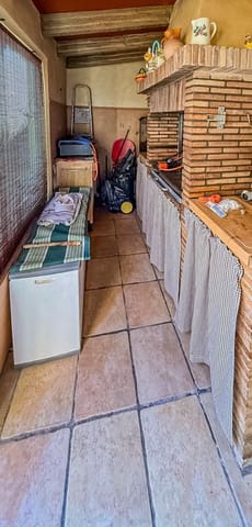 4 Zimmer Villa zu verkaufen in La Nucia Pueblo  , La Nucia mit Pool Garage - 499.000 € (Ref: 10159931)