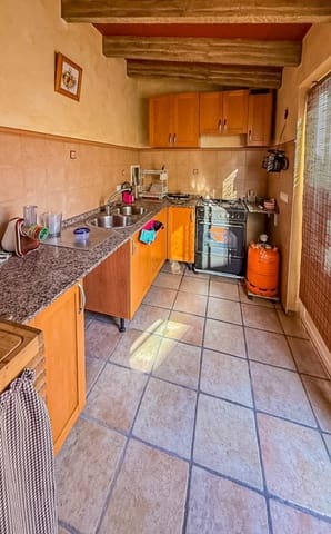 4 Zimmer Villa zu verkaufen in La Nucia Pueblo  , La Nucia mit Pool Garage - 499.000 € (Ref: 10159931)