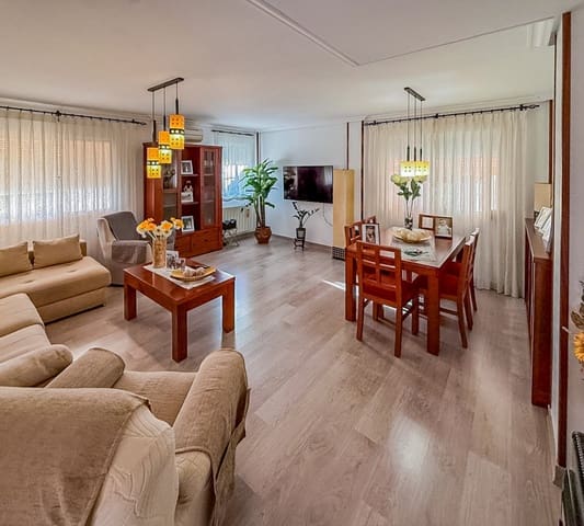 4 Zimmer Villa zu verkaufen in La Nucia Pueblo  , La Nucia mit Pool Garage - 499.000 € (Ref: 10159931)